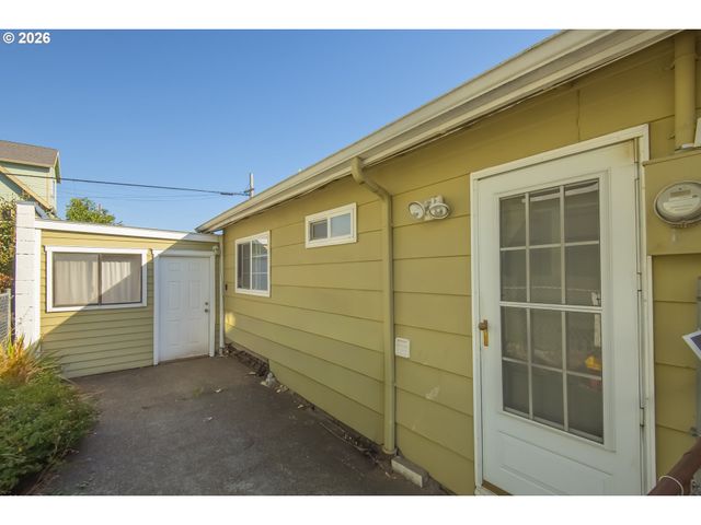 3604 Se 64TH Ave, Portland, OR 97206
