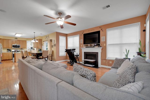 2362 SEQUOIA GROVE ST, Waldorf, MD 20601