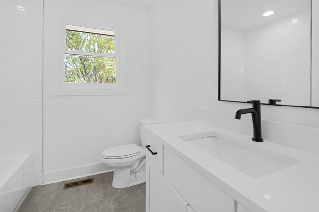 3036 Vistavalley Ct, Nashville, TN 37218