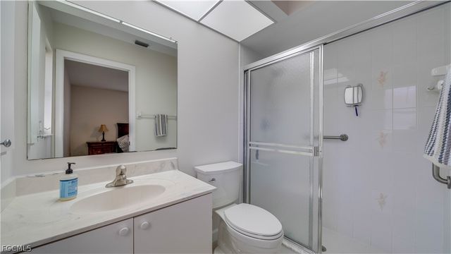 2411 SE 8th PL, Cape Coral, FL 33990