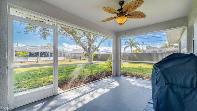 2411 SE 8th PL, Cape Coral, FL 33990