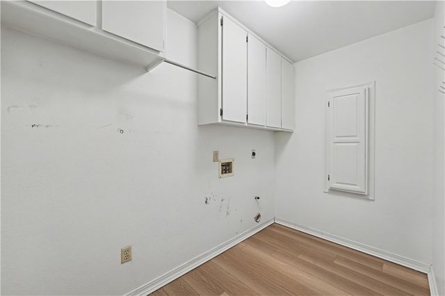 508 Fairway Circle, Springdale, AR 72764