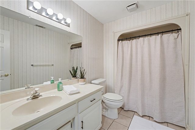 508 Fairway Circle, Springdale, AR 72764