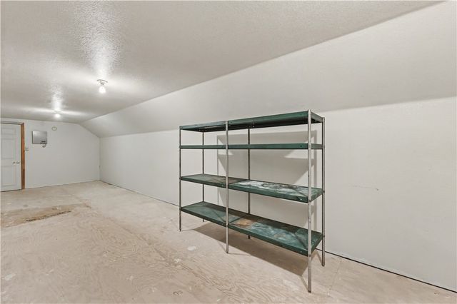 508 Fairway Circle, Springdale, AR 72764