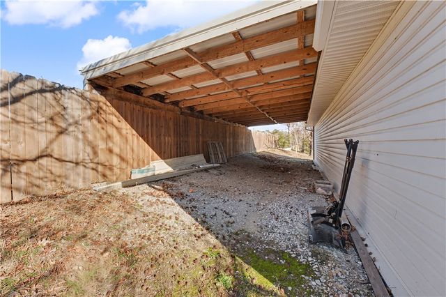 508 Fairway Circle, Springdale, AR 72764