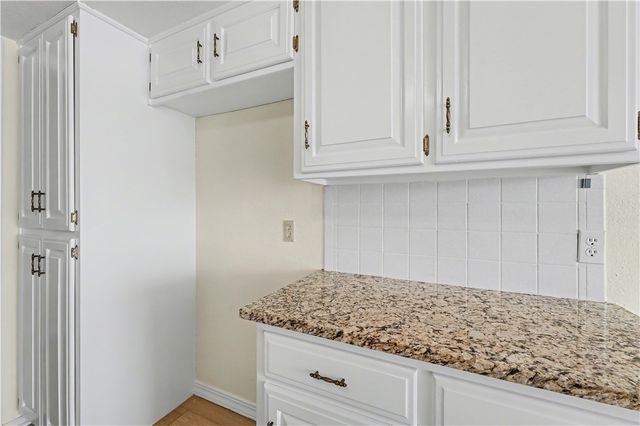 508 Fairway Circle, Springdale, AR 72764