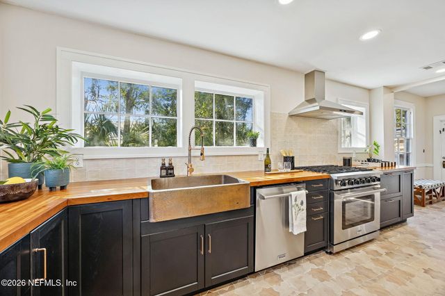 1150 WILLOW BRANCH Avenue, Jacksonville, FL 32205