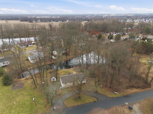 8198 S 24th Street, Kalamazoo, MI 49048