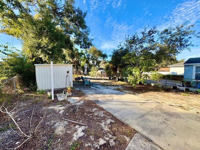 524 E LIME STREET, Tarpon Springs, FL 34689