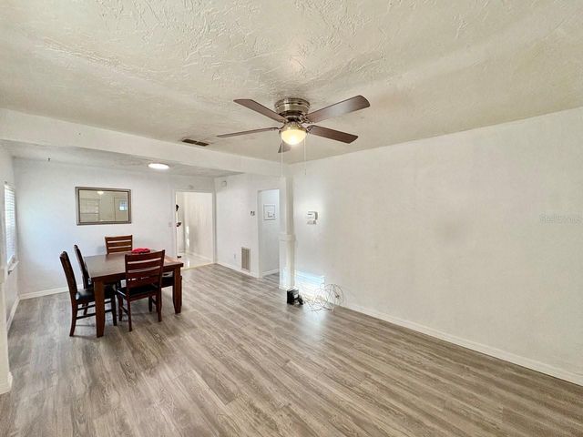 524 E LIME STREET, Tarpon Springs, FL 34689