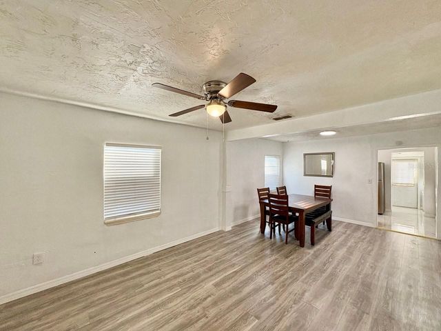 524 E LIME STREET, Tarpon Springs, FL 34689