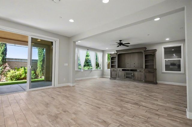 4042 Bari Dr, El Dorado Hills, CA 95762