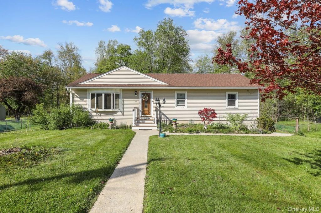 18 Scott Drive, Wappingers Falls, NY 12590
