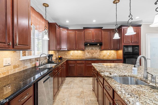 301 Covenant Rock Lane, Holly Springs, NC 27540