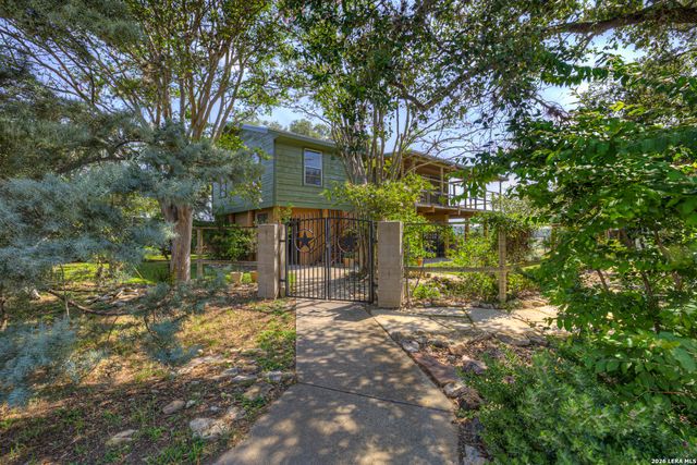 785 Park Shores, Canyon Lake, TX 78133