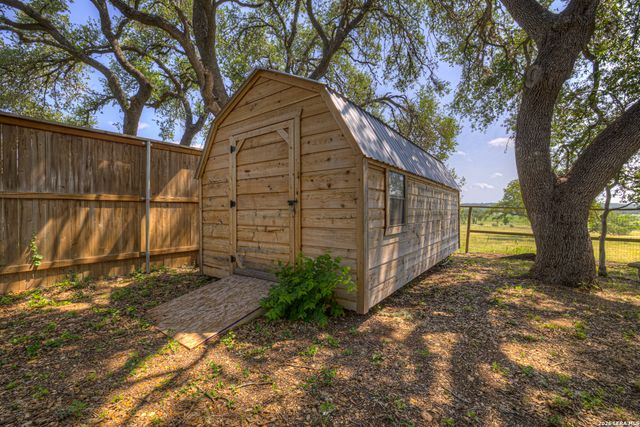 785 Park Shores, Canyon Lake, TX 78133