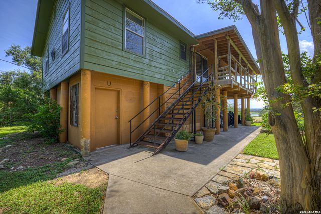 785 Park Shores, Canyon Lake, TX 78133