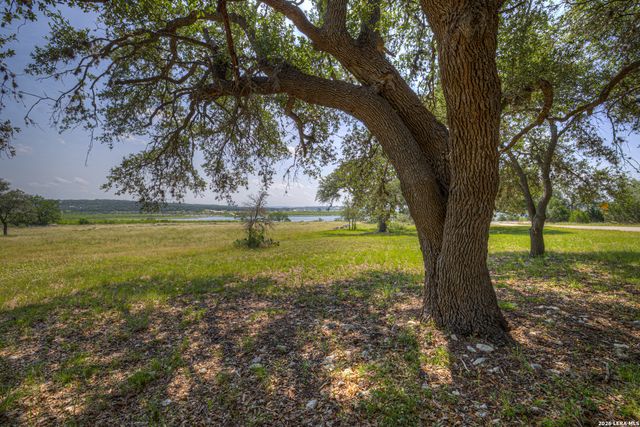 785 Park Shores, Canyon Lake, TX 78133