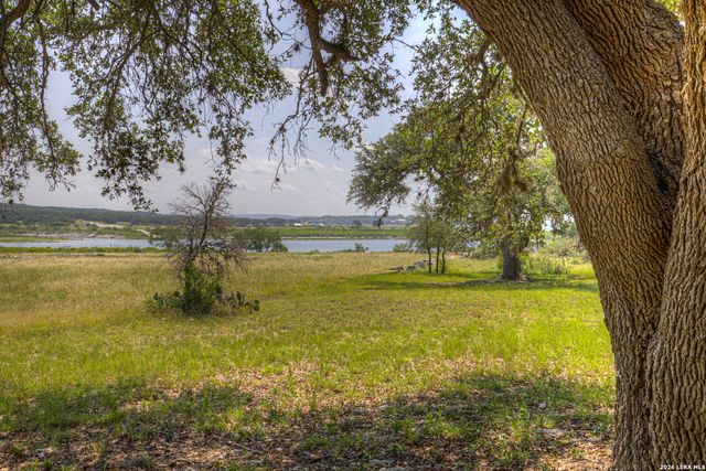 785 Park Shores, Canyon Lake, TX 78133