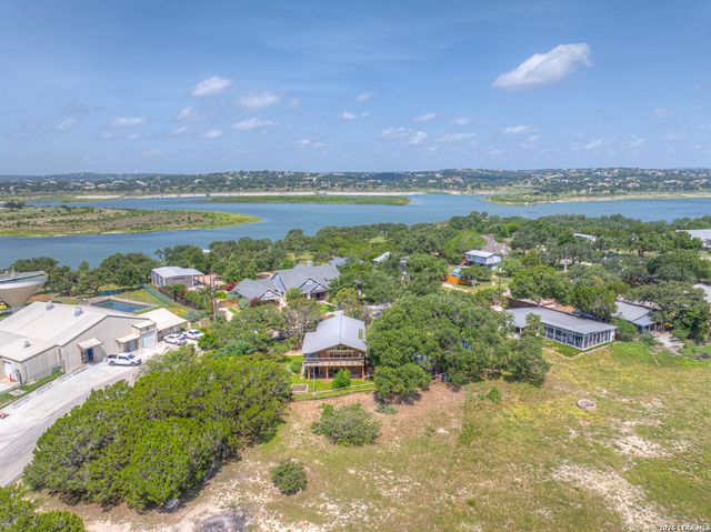 785 Park Shores, Canyon Lake, TX 78133