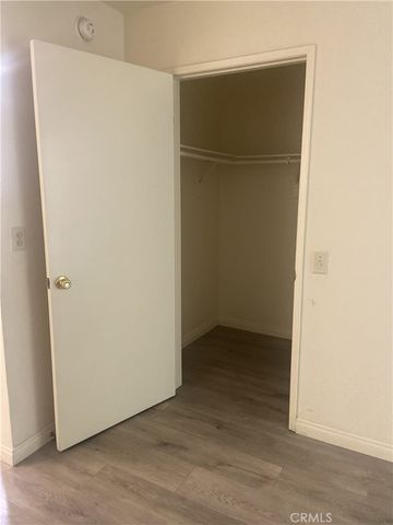 6819 Whitsett 105, Los Angeles, CA 91605