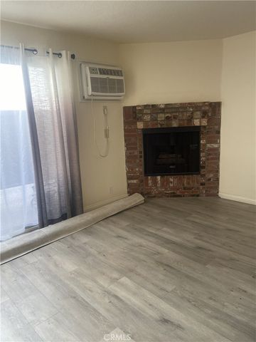 6819 Whitsett 105, Los Angeles, CA 91605