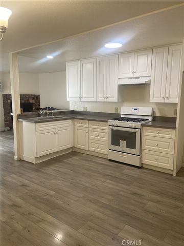 6819 Whitsett 105, Los Angeles, CA 91605