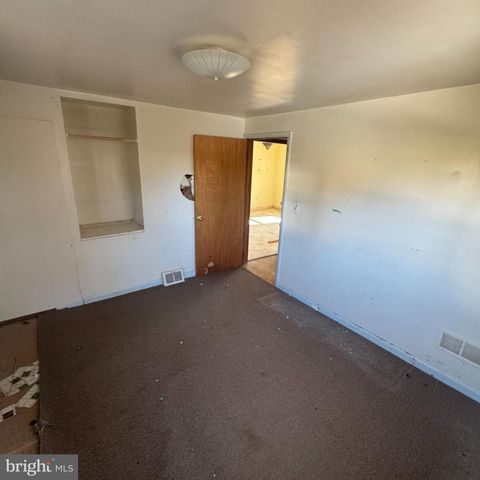 4211 S HUNTER RD, Hampstead, MD 21074