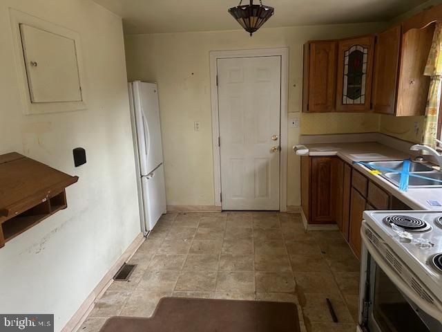 4211 S HUNTER RD, Hampstead, MD 21074