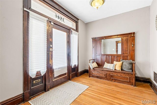 3546 Bamberger Avenue, St Louis, MO 63116