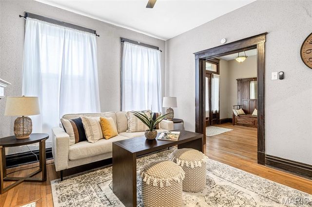3546 Bamberger Avenue, St Louis, MO 63116