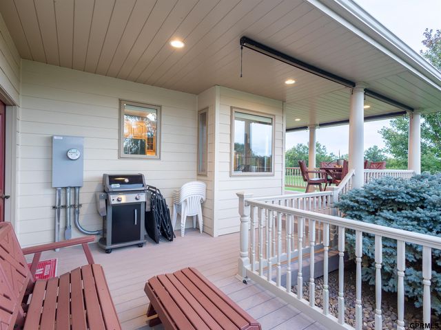 727 Fairway Drive, Milford, NE 68405