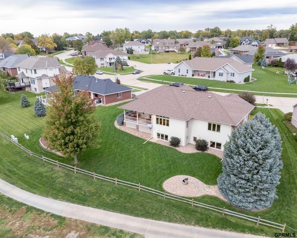 727 Fairway Drive, Milford, NE 68405
