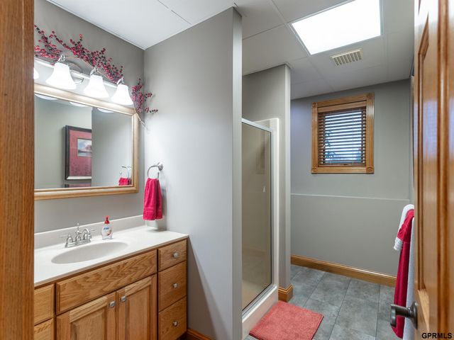 727 Fairway Drive, Milford, NE 68405