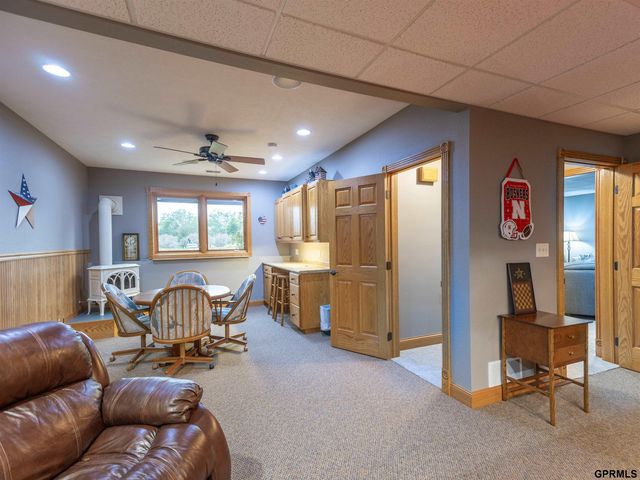 727 Fairway Drive, Milford, NE 68405