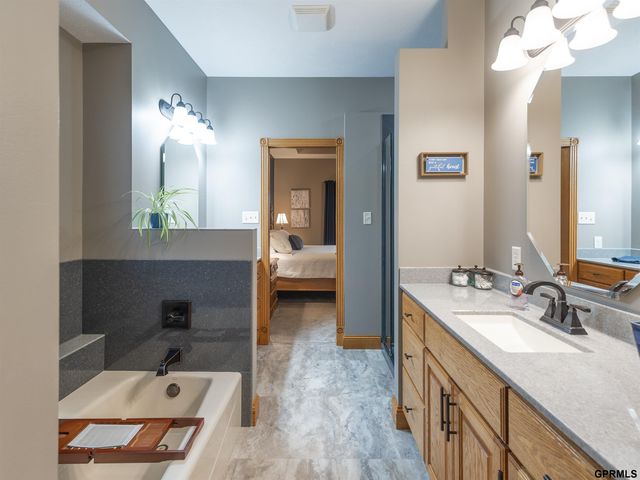 727 Fairway Drive, Milford, NE 68405