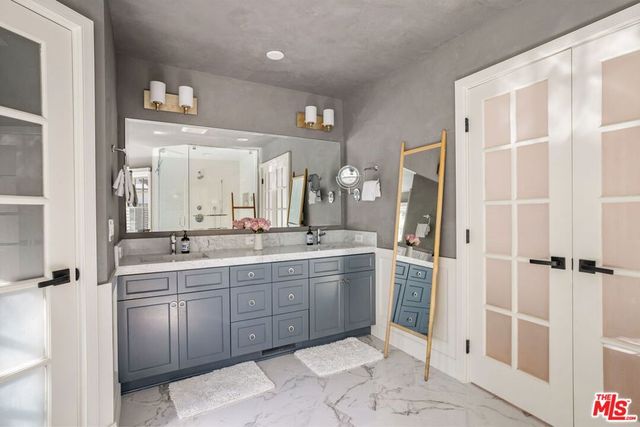 14664 Valley Vista Boulevard, Sherman Oaks, CA 91403