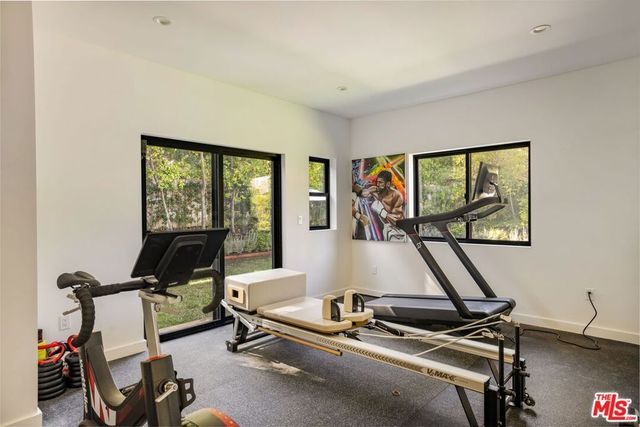 14664 Valley Vista Boulevard, Sherman Oaks, CA 91403