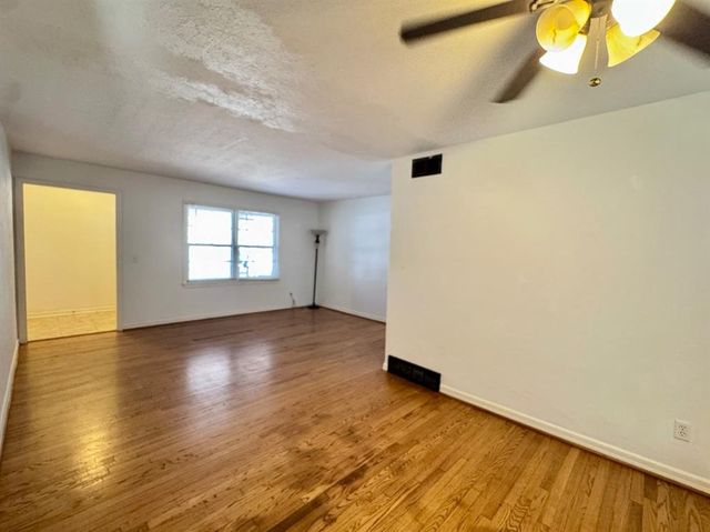 1304 Downing Street, Oklahoma City, OK 73120