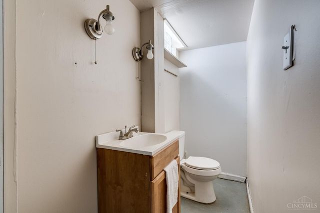 3523 Mary Ann Lane, Cincinnati, OH 45213