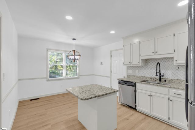 3 Jocassee Court, Greenville, SC 29609