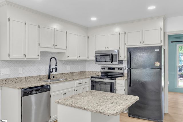 3 Jocassee Court, Greenville, SC 29609