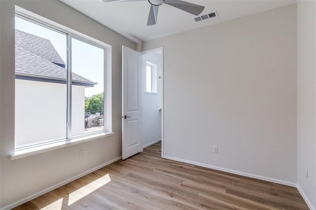 3308 Birmingham Avenue 8, Dallas, TX 75210