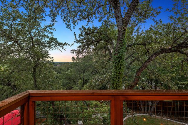 10810 Wintergreen HL, Austin, TX 78750