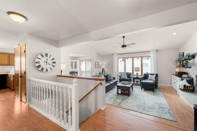 219 Westfield WAY, Pewaukee, WI 53072