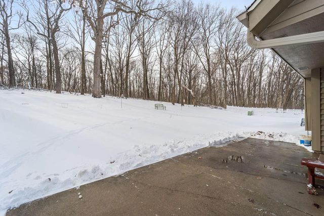 219 Westfield WAY, Pewaukee, WI 53072