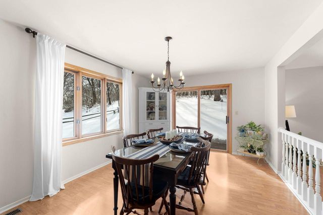 219 Westfield WAY, Pewaukee, WI 53072