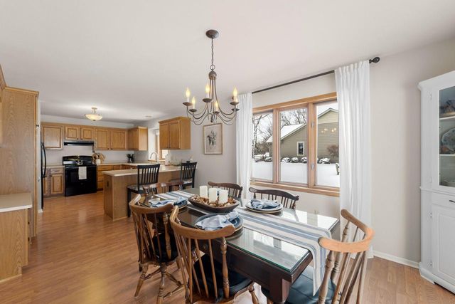 219 Westfield WAY, Pewaukee, WI 53072