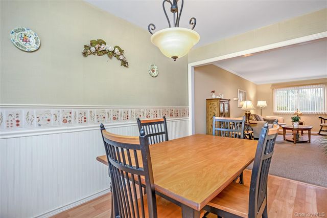 8 Town House Drive, Massapequa Park, NY 11762