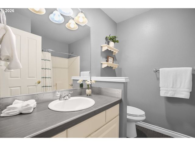 31526 Sw ORCHARD Dr, Wilsonville, OR 97070